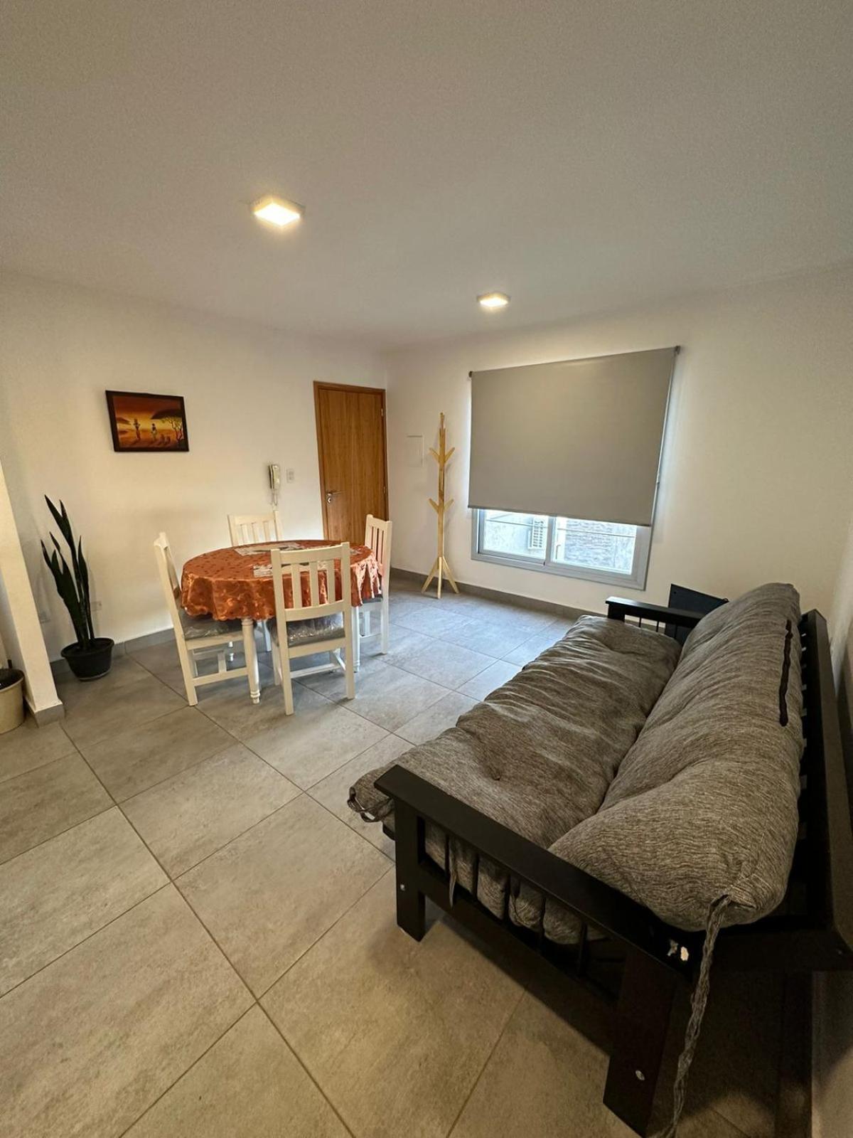 Departamento Con Excelente Ubicacion Parking Privado Mendoza